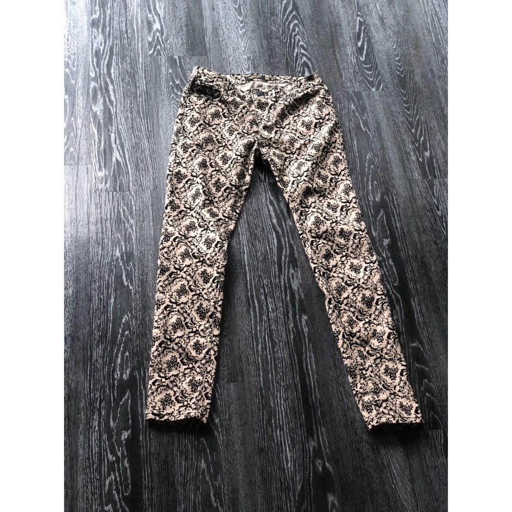 Black and white printed jeans
